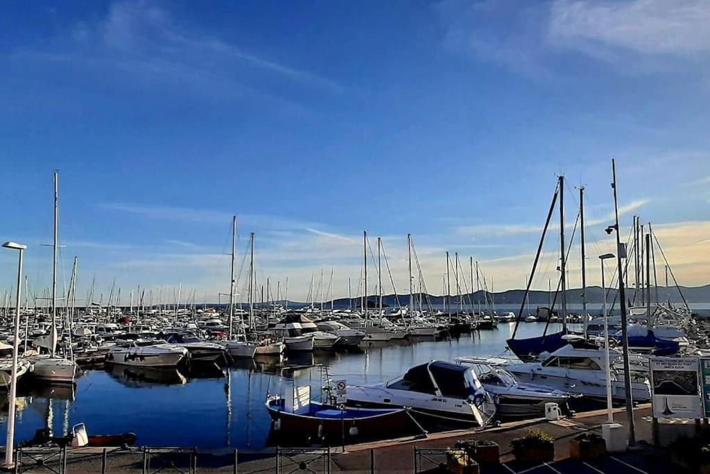 Appartement A Santa Lucia Vue Mer Saint-Raphael  Bagian luar foto